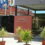 El Cerrito 3*