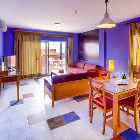 El Cerrito Apartament 3*